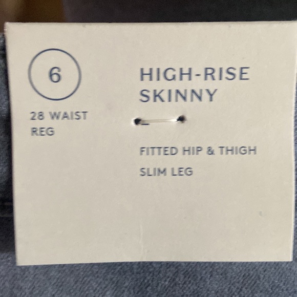 Universal Thread Women's High-Rise Skinny Jeans - Picture 6 of 11